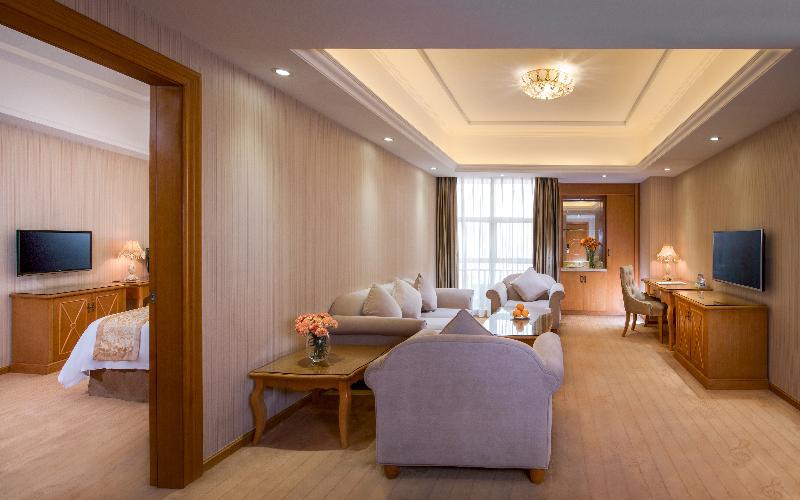 Vienna International Hotel Shenyang Railway Station Экстерьер фото